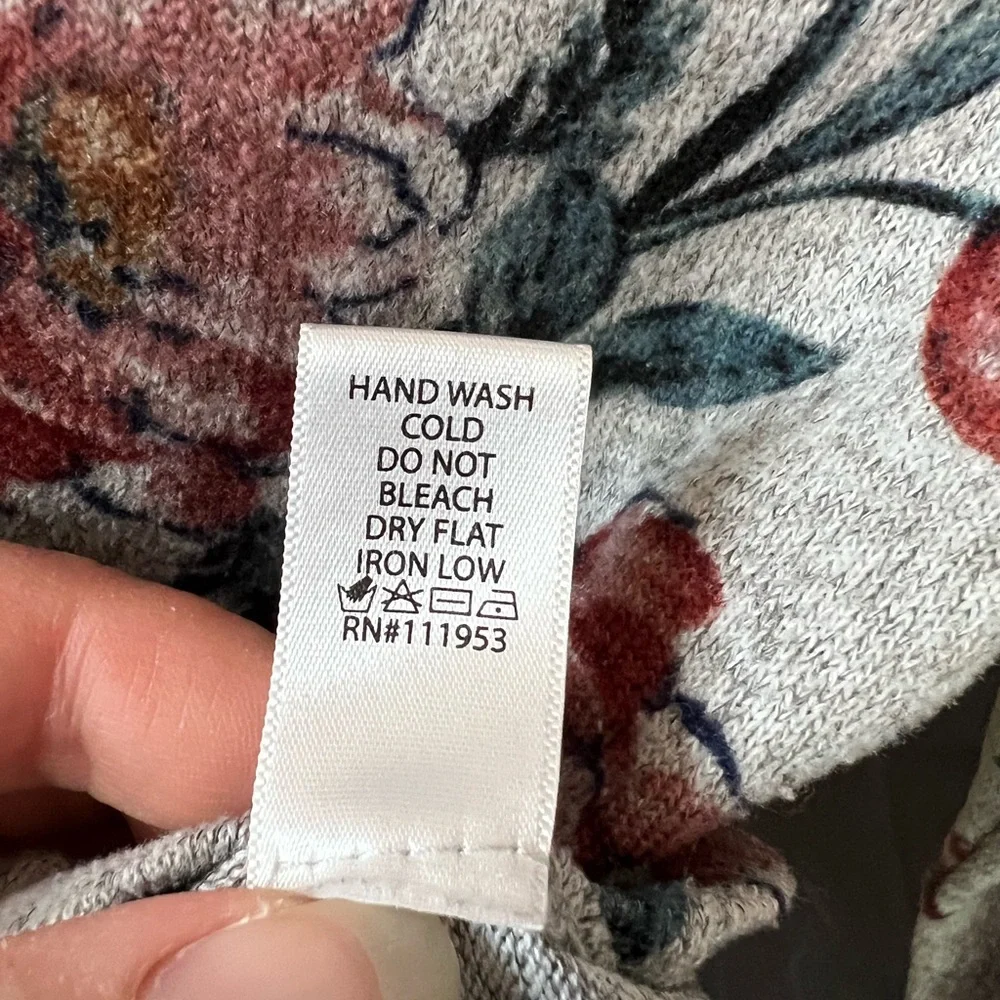 Active USA - L - Floral long sleeve crop top - Picture 5 of 7